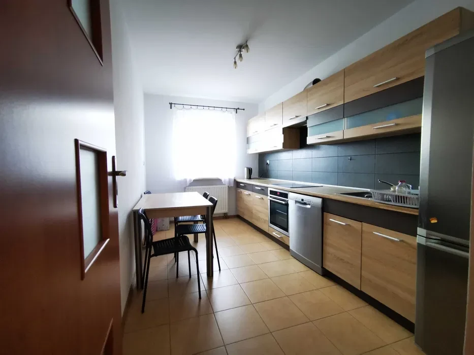 Wynajem mieszkanie Kraków Bronowice osiedle Złota Podkowa - 1/6