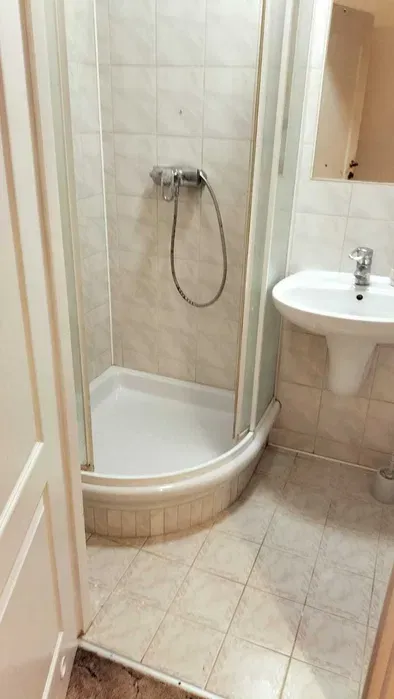 Mieszkanie 30 m2 przy Pl. Szembeka - miniatura 5
