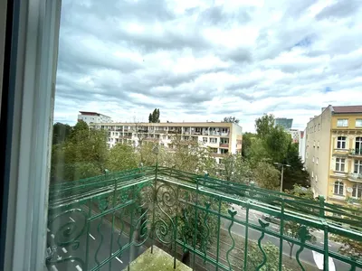 Pokój z balkonem dla dziewczyny Plac Rodła / małe mieszkanie - miniatura 4