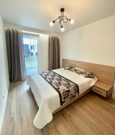 Komfortowy apartament 73 m2, salon, 3 sypialnie, Parkitka, Częstochowa - miniatura 4