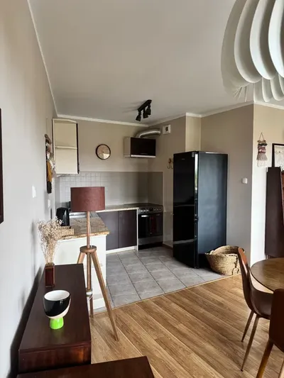 Stylowe mieszkanie 35 m² w klimacie mid-century modern, 10 minut pieszo od Starówki - miniatura 5