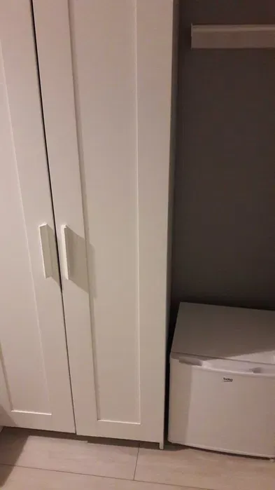 POKÓJ z balkonem centrum Gdyni OPŁATY W CENIE 10 min do morza - miniatura 3
