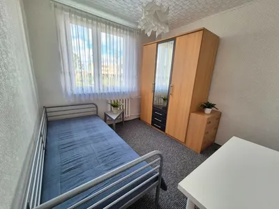 Pokój jednoosobowy 9 m2 (w mieszkaniu 3-pokojowym) - miniatura 2