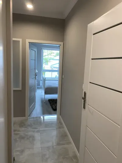 Konfortowy apartament 50 m2z tarasem bez czynszu - miniatura 3