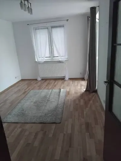Wynajmę 2 pokoje 43m Herberta Balkon i Piwnica