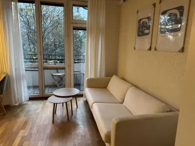 Bardzo ładne studio w świetnej lokalizacji ul. Dubois - miniatura 2
