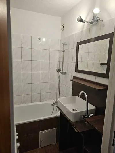 Mieszkanie 3 pokojowe 60m2 Gdynia Śródmieście - miniatura 4