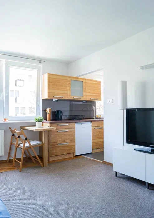 Kameralna kawalerka 25 m² | 700m od plaży! - 1/7