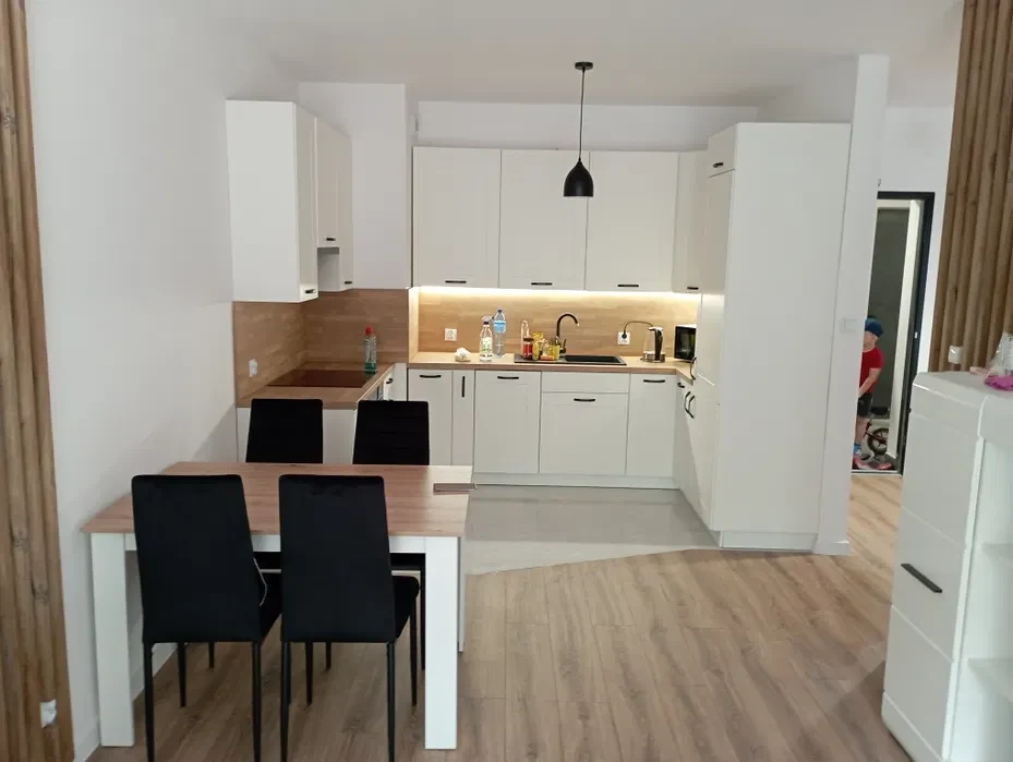 Wynajmę mieszkanie dwupokojowe*56 M2*Rzeszów - 1/8