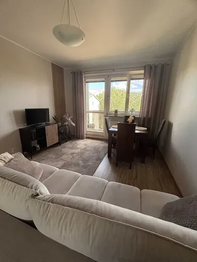 Wynajmę mieszkanie 2 pokojowe w Warszawie na Białołęce z balkonem i windą - miniatura 2