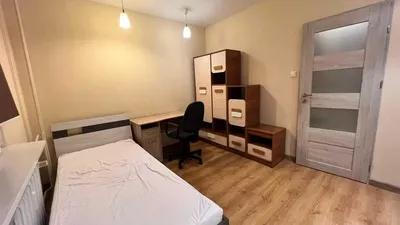wynajmę mieszkanie 3 pokojowe, Nowa Huta - miniatura 2