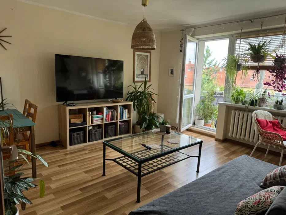 Jasne 2-pokojowe mieszkanie 44m2 z balkonem – Gliwice, ul. Opawska (Śródmieście) | Bezpośrednio! - 1/8