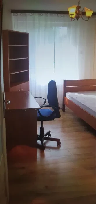 Wynajmę pokój blisko Politechniki Rzeszowskiej opłaty i rachunki wliczone w cenę najmu - 1/6