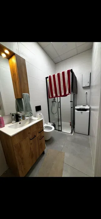 Przytulny pokój dla dziewczyny w okolicy Sky Towera - miniatura 5