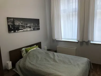 Wynajmę mieszkanie w Krakowie, blisko rynku ul. Czysta 8 - miniatura 4