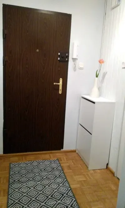 Słoneczne ciche mieszkanie 28m2 METRO Bródno - miniatura 4
