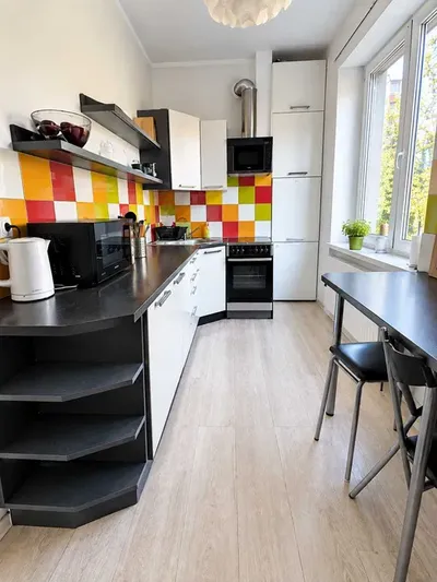 Przytulna kawalerka 39 m² na Pogodnie – ul. Leszczyńskiego - miniatura 3
