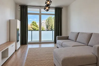 2 pokoje z garażem w cenie, balkon, pełne wyposażenie i dobry standard. Nowy blok - miniatura 2