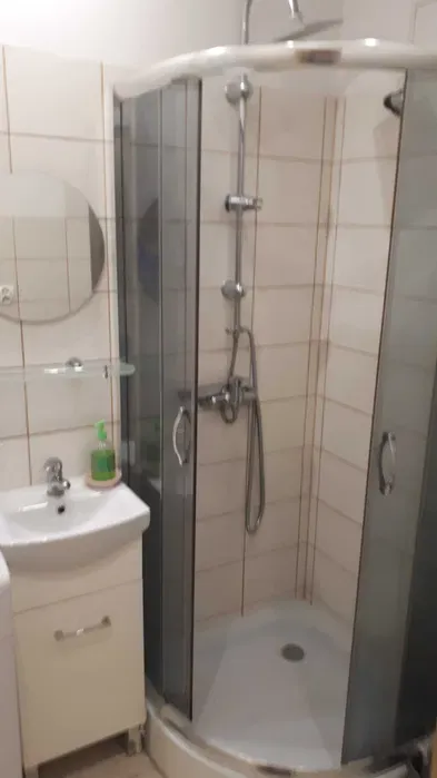 Wynajmę kawalerkę - miniatura 5