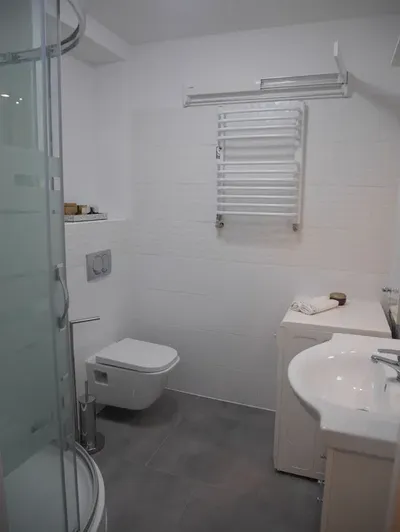 Wynajmę mieszkanie 2-pokojowe 50m2 w Gdyni Redłowo z miejscem postojowym - miniatura 5