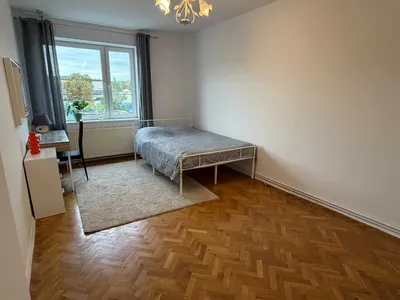 Pokój 19m2, 3min pieszo od SKM, jasny i przestronny, Gdynia Chylonia - miniatura 2