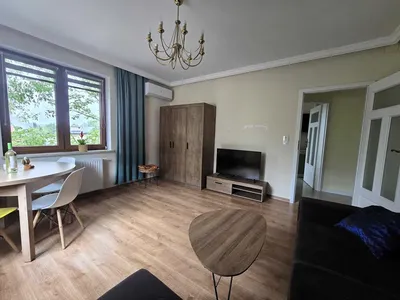 RAKOWIECKA, 70 m2, 3 pokoje + osobna kuchnia, garaż, komórka, NISKIE ŁĄKI - miniatura 2