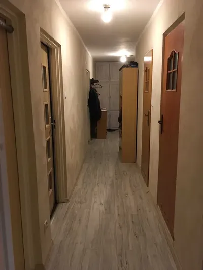 Pokoik max 2 dni w tyg, 700zł/mc, TYLKO dla STUDENTA/TKI ZAOCZNE - miniatura 2