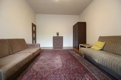 ** TANIO 38m2 KRÓLEWSKA Całość 2000 zł Osobna Kuchnia BALKON Ogród ** - miniatura 3