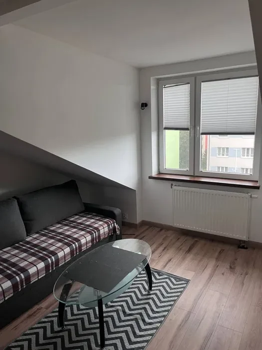 KAWALERKA 26 m² — GDYNIA GRABÓWEK | od 1 pażdziernika - 1/8