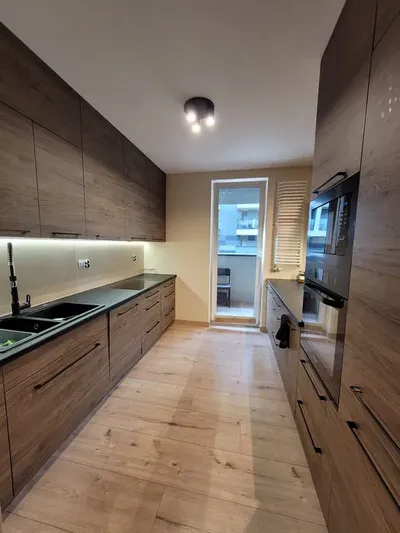 Przestronny pokój jedno lub dwuosobowy - miniatura 4
