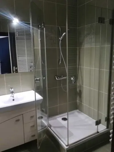 Do wynajęcia mieszkanie 38m2+balkon przy METRO WILANOWSKA-basen, siłownia - miniatura 4