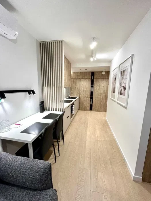 Piękny apartament w pełni wyposażony - 1/8