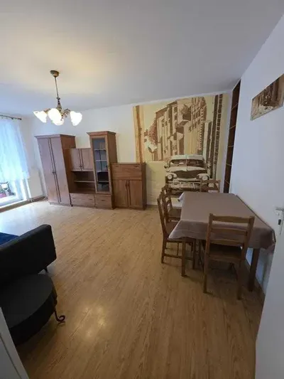 2 pokoje 54m2, Powstańców Śląskich 83, duża osobna widna kuchnia, Metro Bemowo 200metrów, w 15 minut jesteś w Centrum, dostęp do mieszkania bez barier