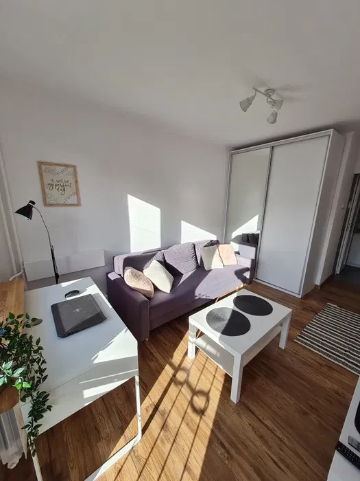 Kawalerka ul. Komandosow centrum Krakowa os. Podwawelskie - 1/8