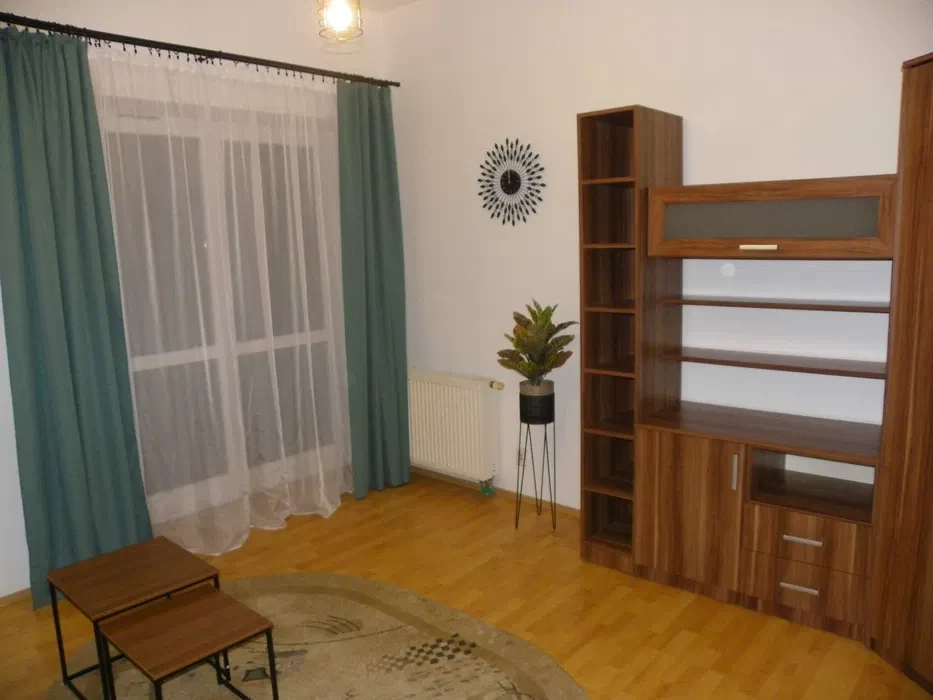 Mieszkanie na wynajem - 1/8