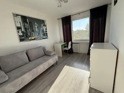 Bieżanów 2 pokoje osobna kuchnia po remoncie - miniatura 3