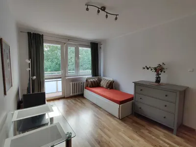 Do wynajęcia kawalerka z balkonem w Gdyni - Babich Dołach - miniatura 2