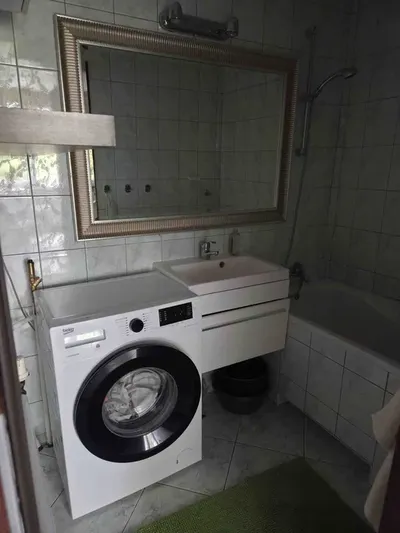 Zadbane, 2 pokoje z kuchnią i balkonem – Stegny – Mokotów- Warszawa - miniatura 5