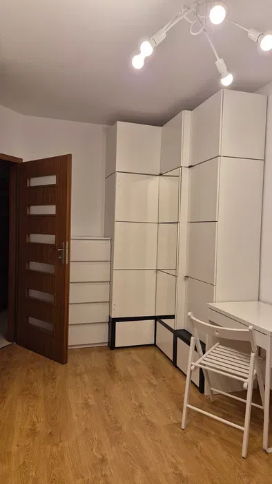 2-pokojowe mieszkanie 43 m² | Białołęka, ul. Sieczna 71 | Osiedle Lewandów Park II | Nowa kuchnia i AGD | Balkon - miniatura 4