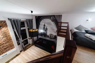 Kraków centrum, Lubomirskiego, Kawalerka, balkon do wynajęcia - miniatura 2