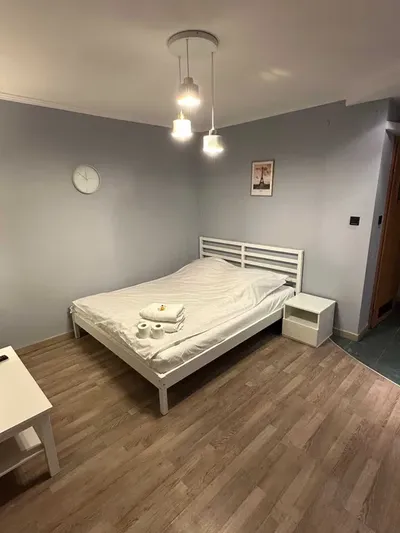 Kawalerka 28 m² | Złota 6 | 50 m od metra | widok na PKiN - miniatura 3