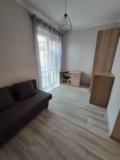 Kawalerka do wynajecia 16m2 - miniatura 2