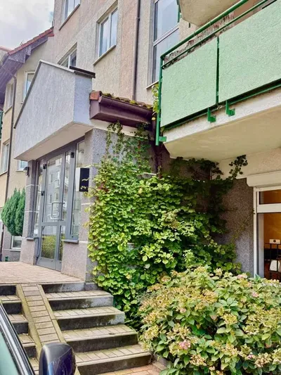 Przestronne, dwupoziomowe, 4-pokojowe mieszkanie dla 4-6 osób, o powierzchni 99 m² z garażem – Gdynia Dąbrowa, ul. Miętowa