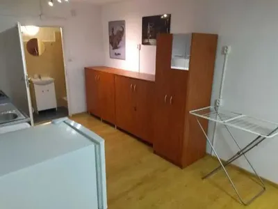Wynajmę Mieszkanie/Kawalerkę - miniatura 2