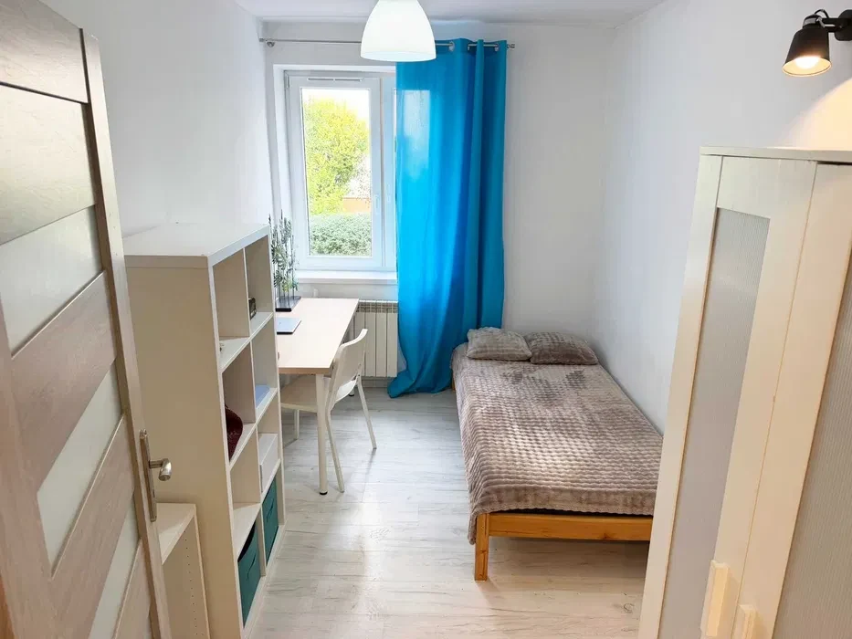 Mieszkanie naprzeciw Kampus UJ ( 2 pokoje + kuchnia + komórka lok. + parking ) Ruczaj / Czerwone Maki | MIESZKANIE NAWET DLA 3 OSÓB - 1/8