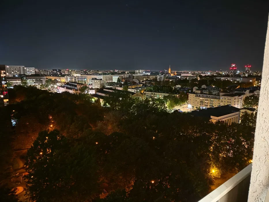 Kawalerka 28m [centrum ul. Graniczna] - metro Świętokrzyska - klimatyzacja - duży parking - 1/8