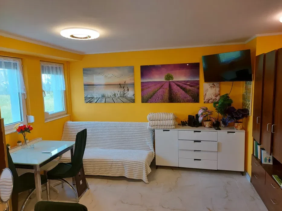 dla studentów kawalerkę 100% umeblowana , Gdańsk-Brzezno ,ul. DWORSKA - 1/8