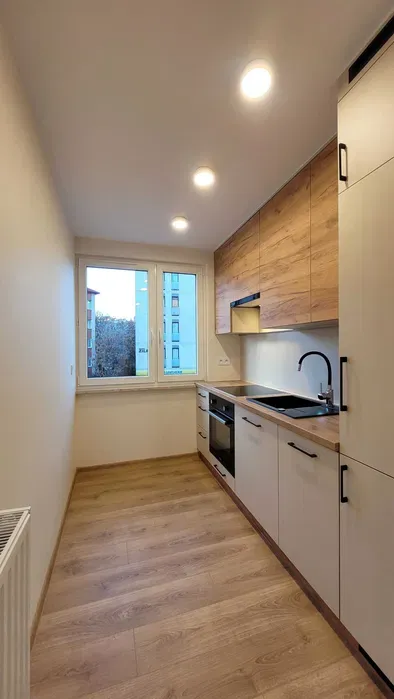 Do wynajęcia |Po generalnym remoncie |2 pokoje, osobna kuchnia, balkon |ul. Gdańska. - miniatura 5