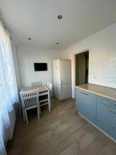 Od 1.10.2026r. - Czarnogórska - do wynajęcia 2-pokojowe- 48 m² z balkonem- bezpośrednio od właściciela - miniatura 2