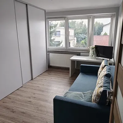 Wynajmę pokoje lub całe mieszkanie - miniatura 2